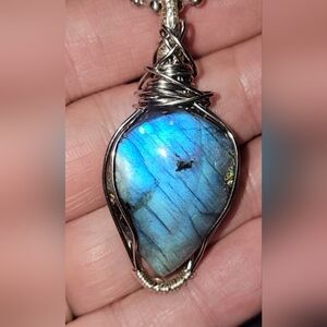 Blue Labradorite Crystal Pendant Necklace
